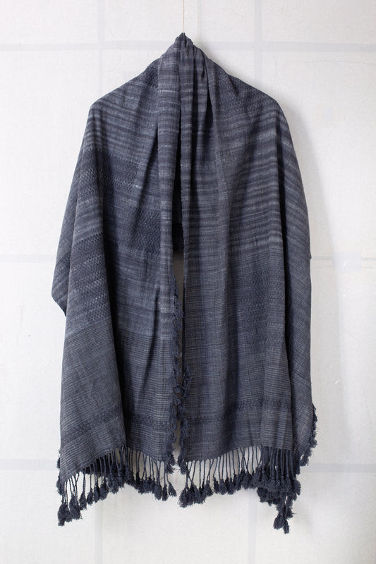 STOLE#1 - HANDWOVEN ERI SILK GREY/NATURAL