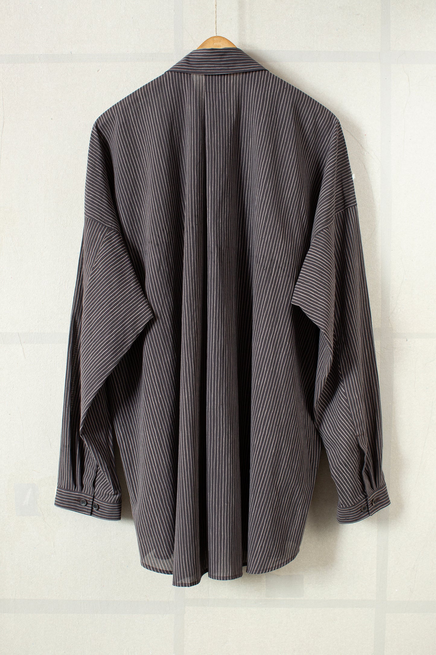 SHIRT#100 - CREPE COTTON SHIRTING GALLNUT BLACK