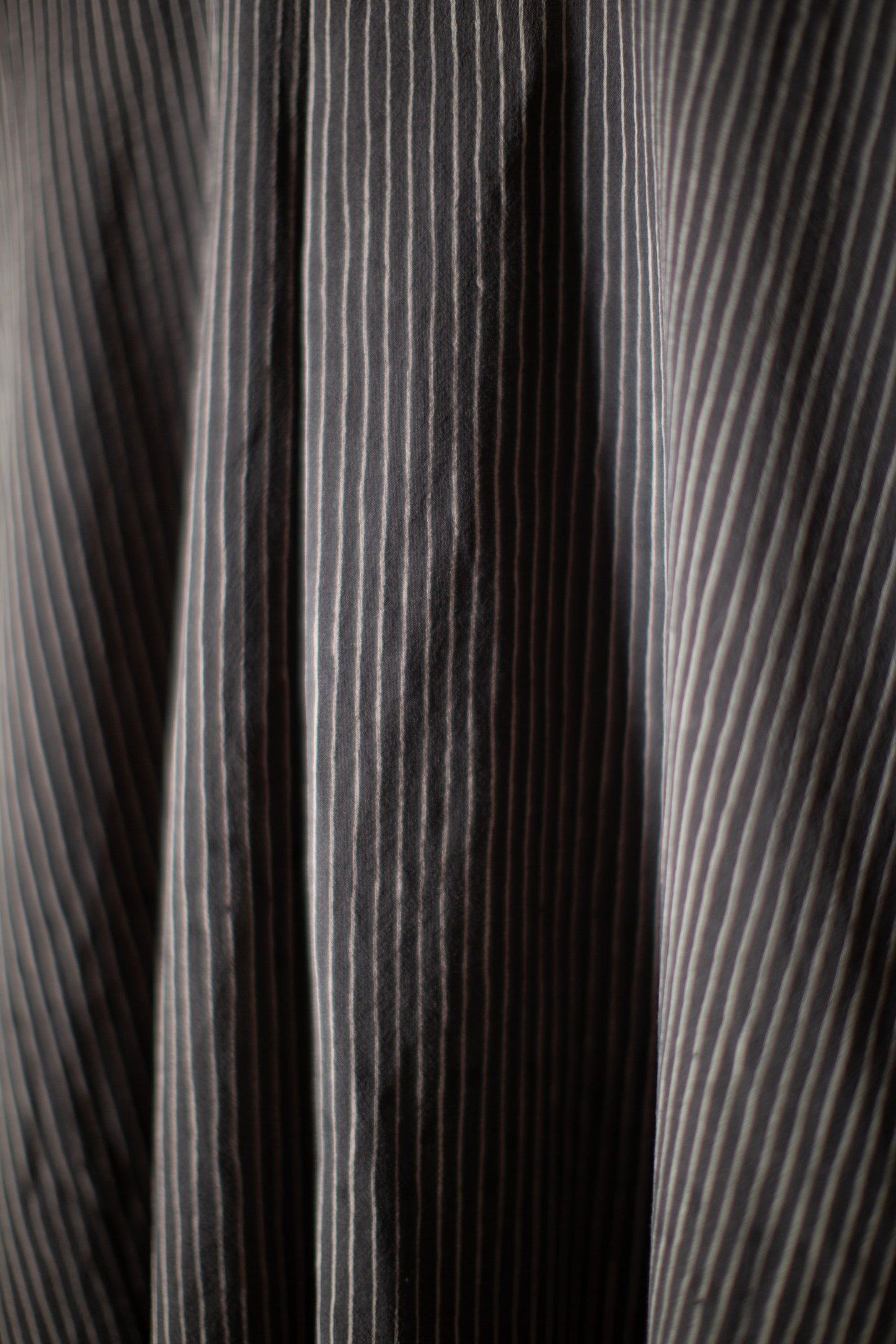 SHIRT#100 - CREPE COTTON SHIRTING GALLNUT BLACK