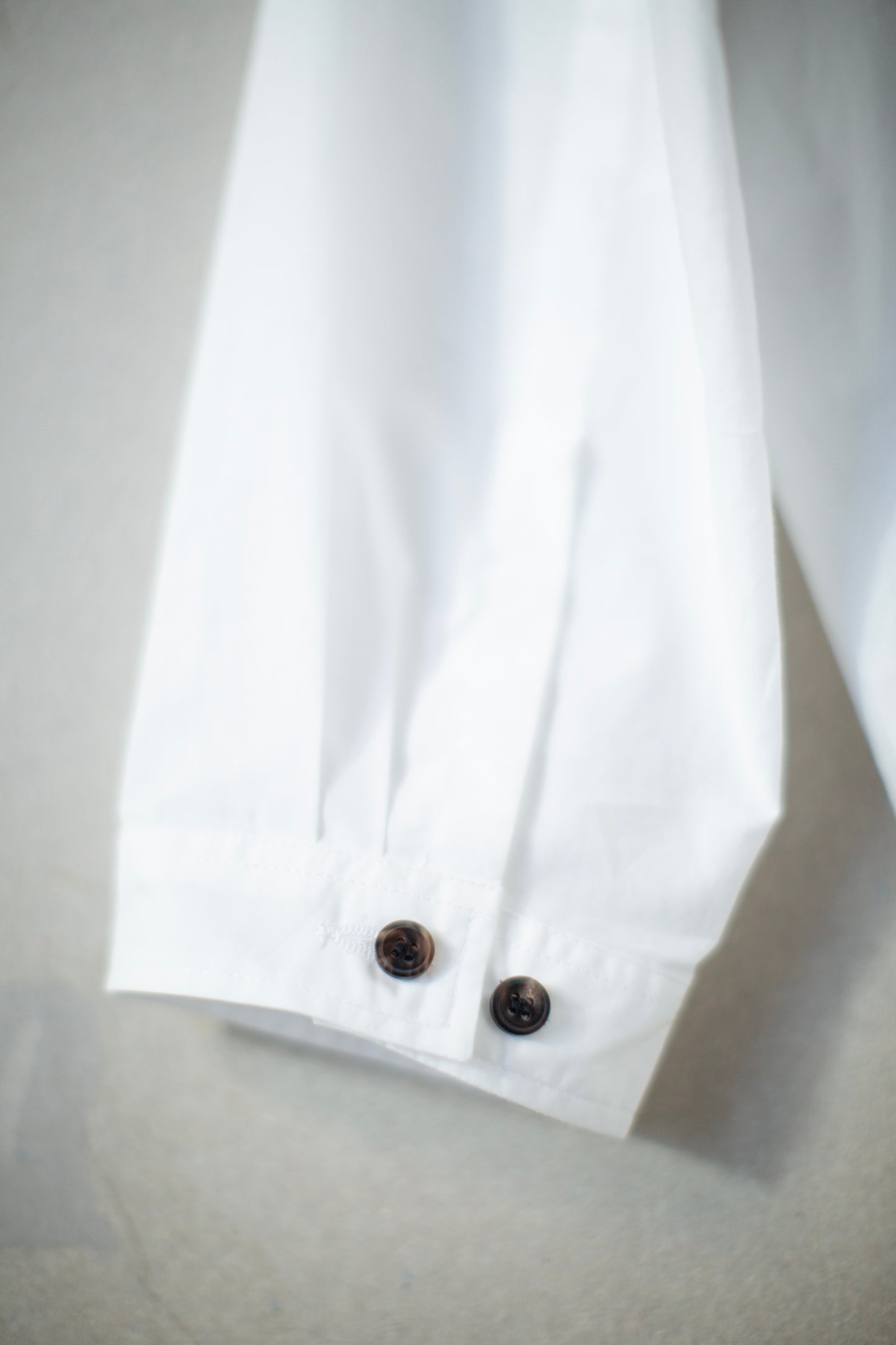 SHIRT#100 - POWDER COTTON TYPEWRITER OFF WHITE