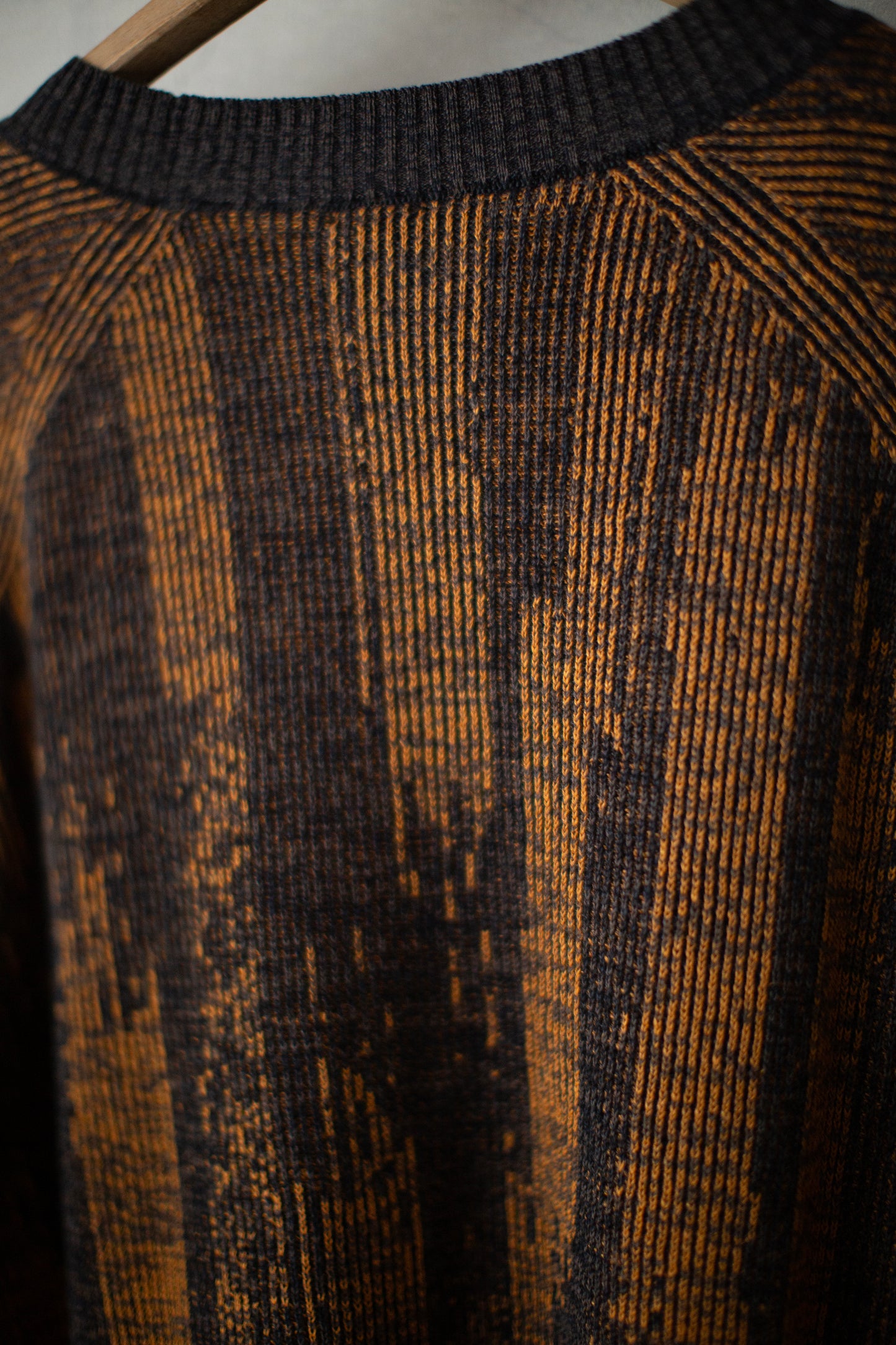 KNIT#77 - LINEN COTTON KASURI BLACK BROWN ORANGE