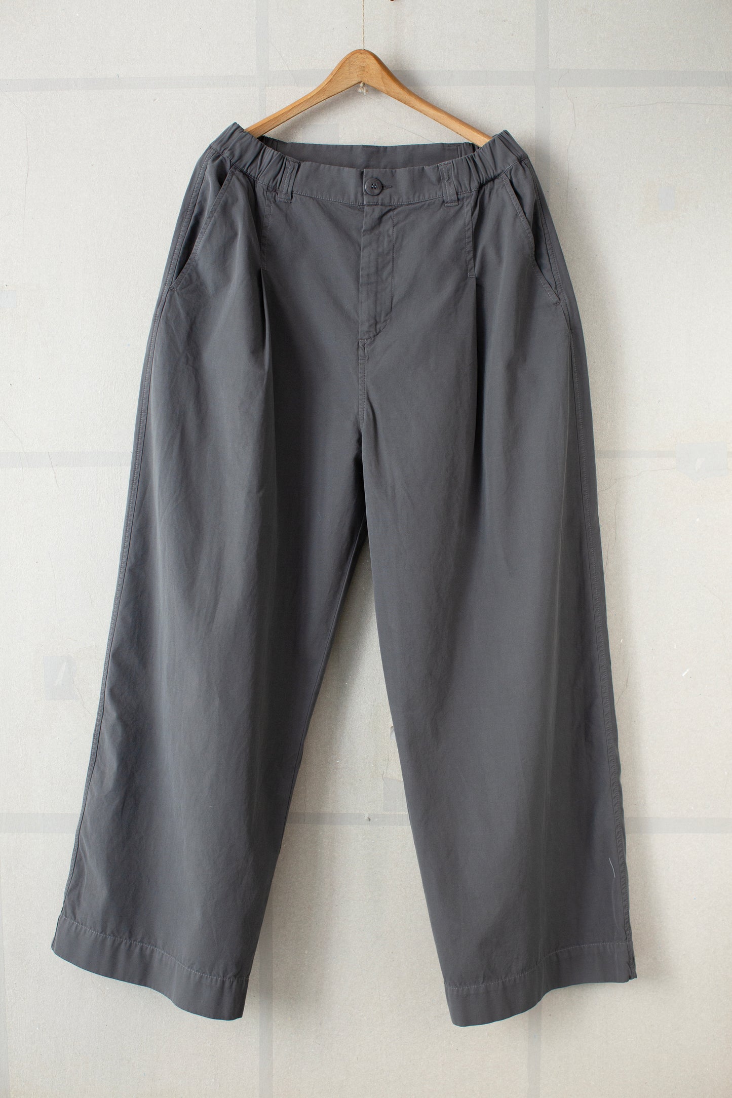 THE LOCKSMITH TROUSER IN FINE CANVAS PENCIL