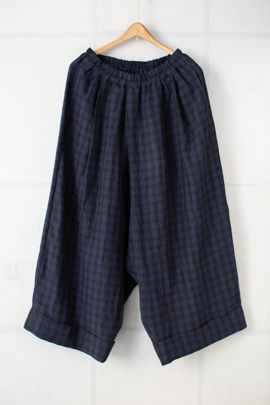 THE BAKER TROUSER IN LINEN CHECK MIDNIGHT