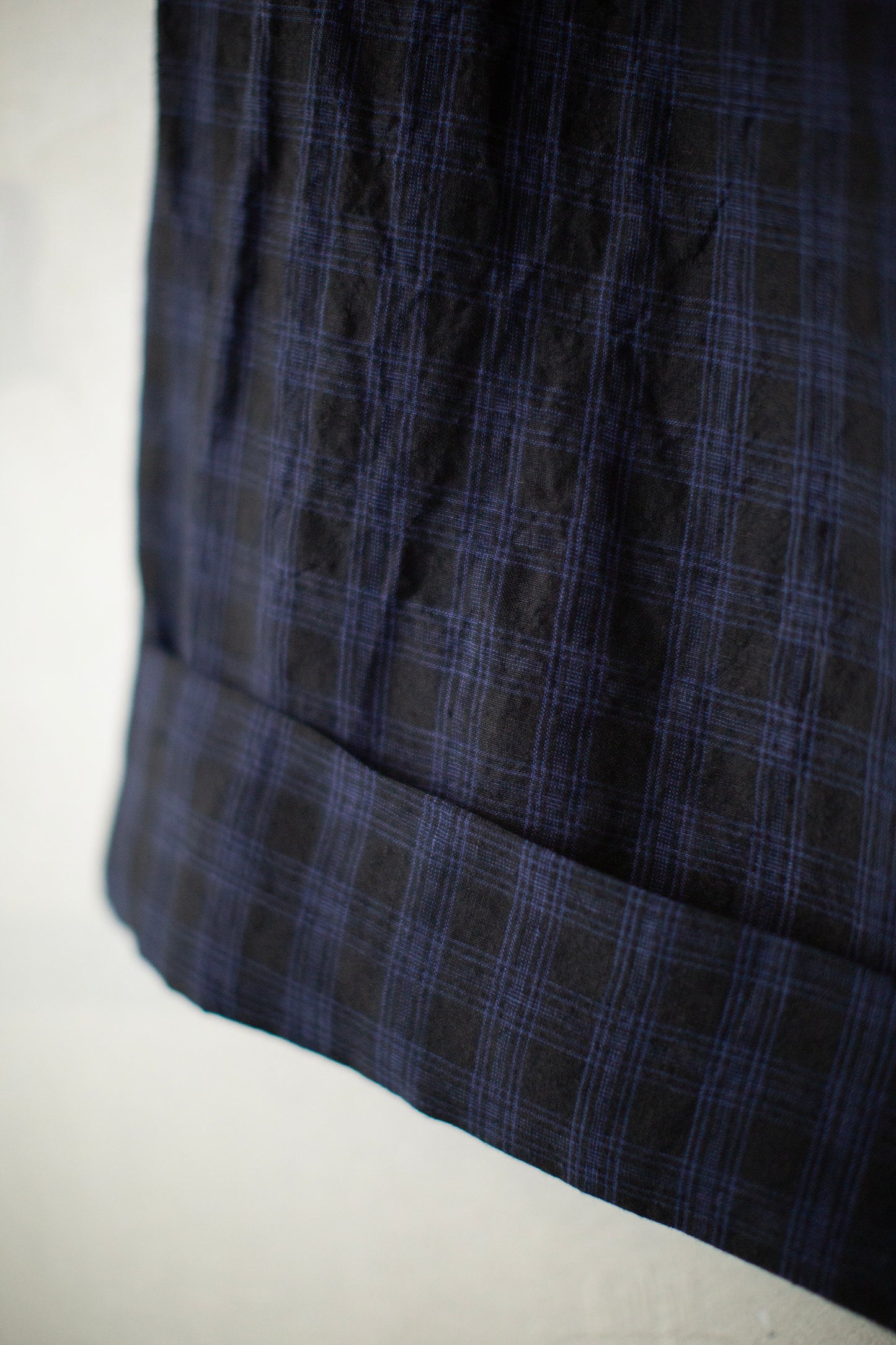 THE BAKER TROUSER IN LINEN CHECK MIDNIGHT