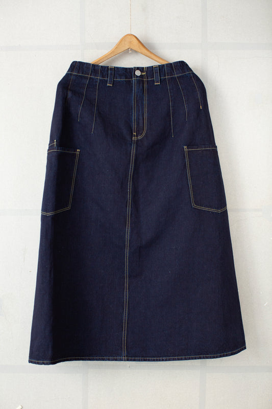 THE SCOUT SKIRT IN RINSED DENIM INDIGO