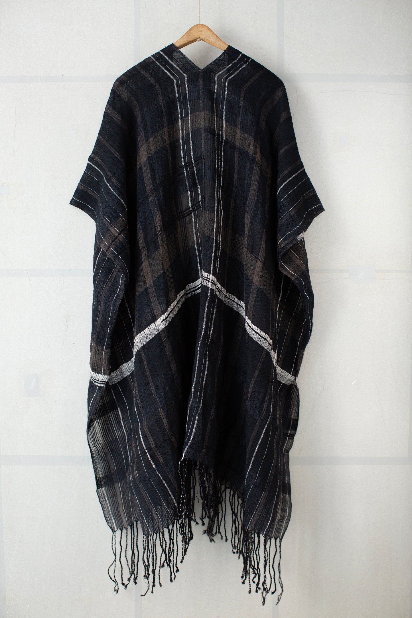 ROBE#2 - HANDWOVEN BLACK BROWN NATURAL