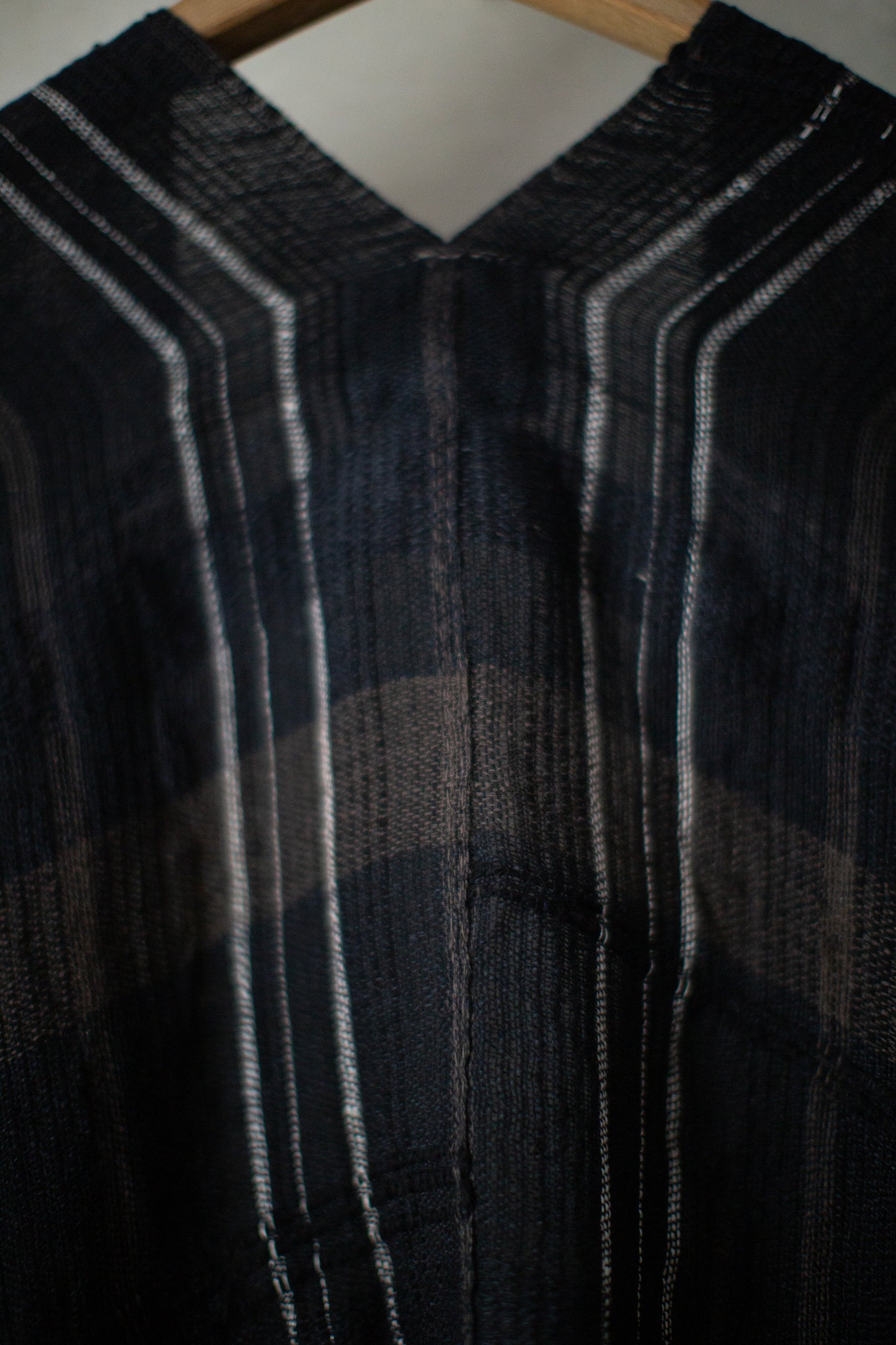 ROBE#2 - HANDWOVEN BLACK BROWN NATURAL