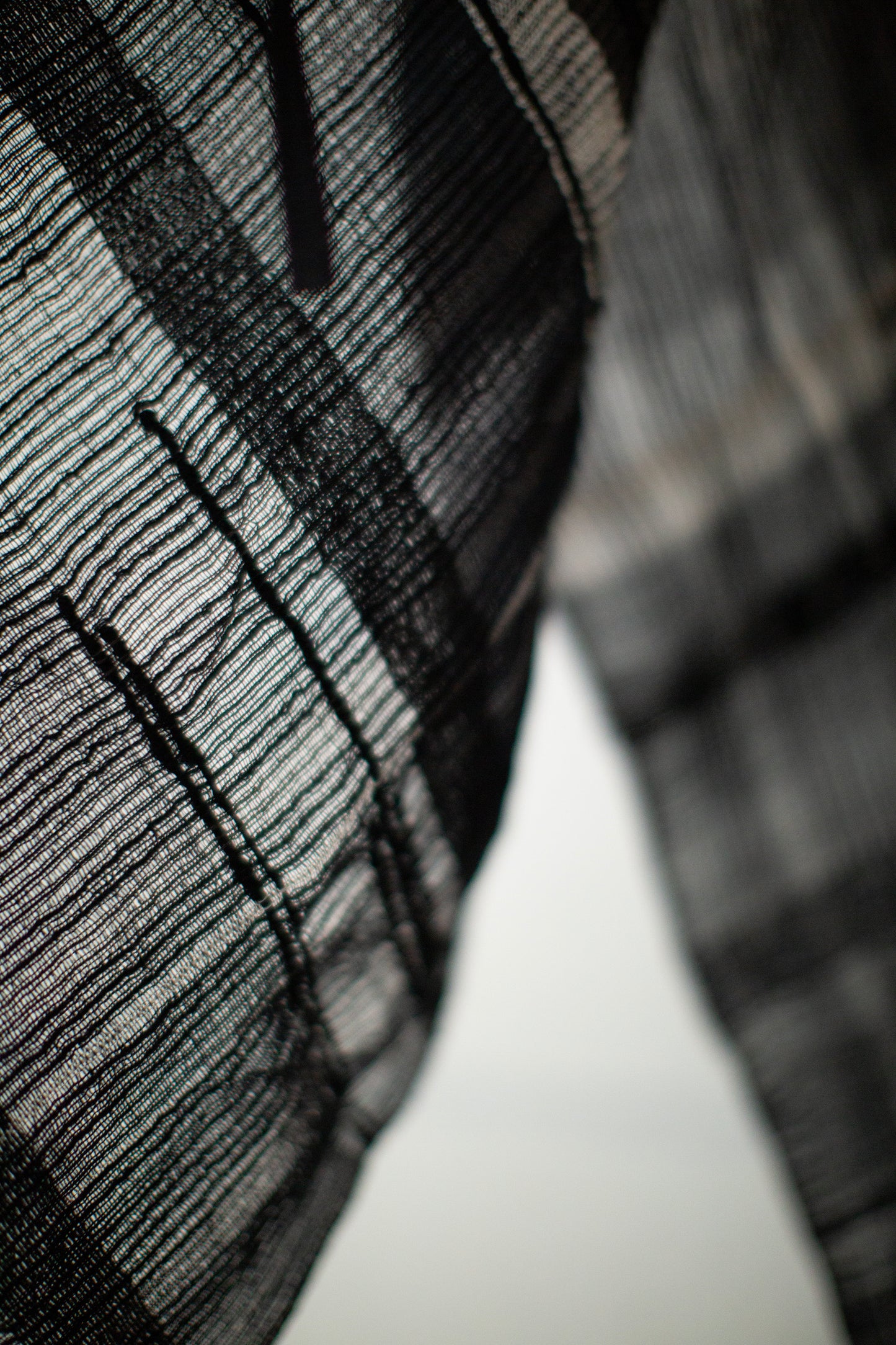 ROBE#2 - HANDWOVEN BLACK BROWN NATURAL
