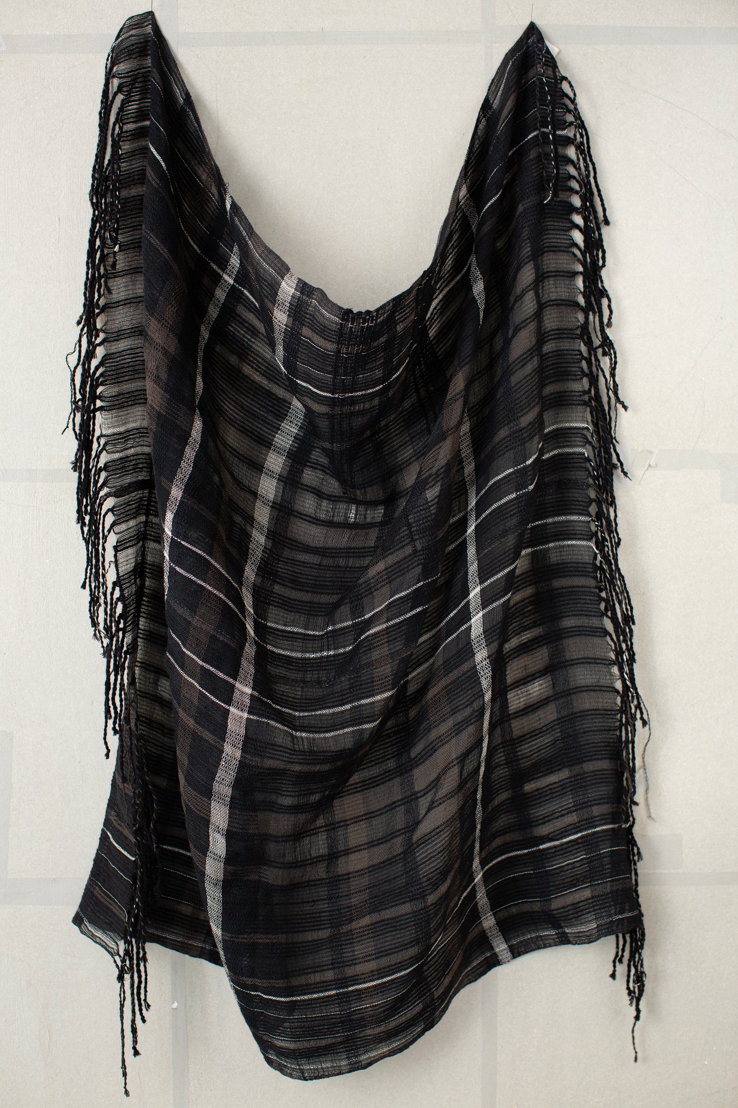 SCARF#41 - HANDWOVEN BLACK BROWN NATURAL