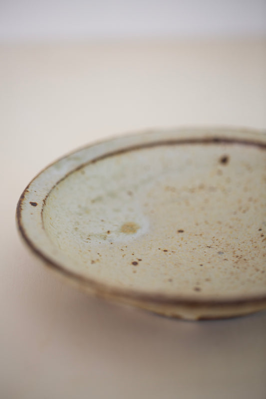 small ceramic plate Takayuki Ueda
