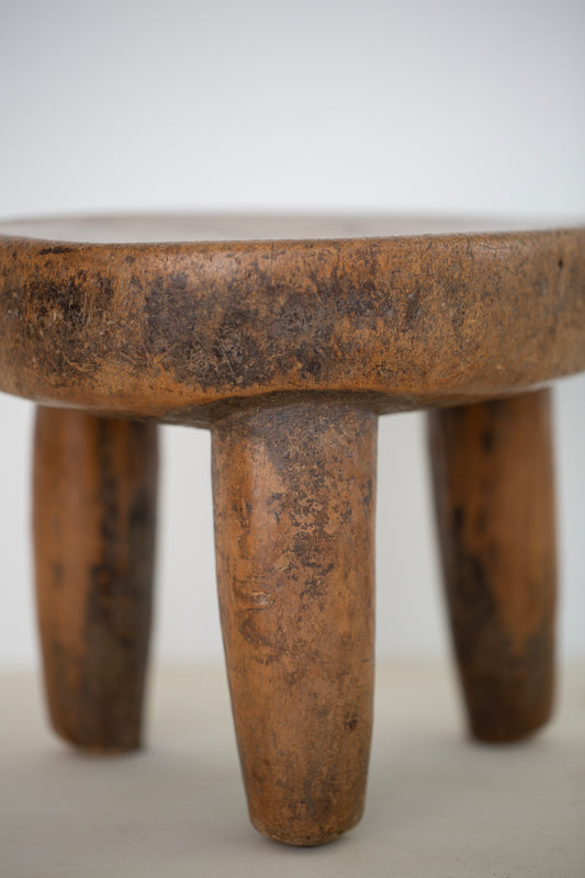 handcarved wooden stool Oromo (Ethiopia)