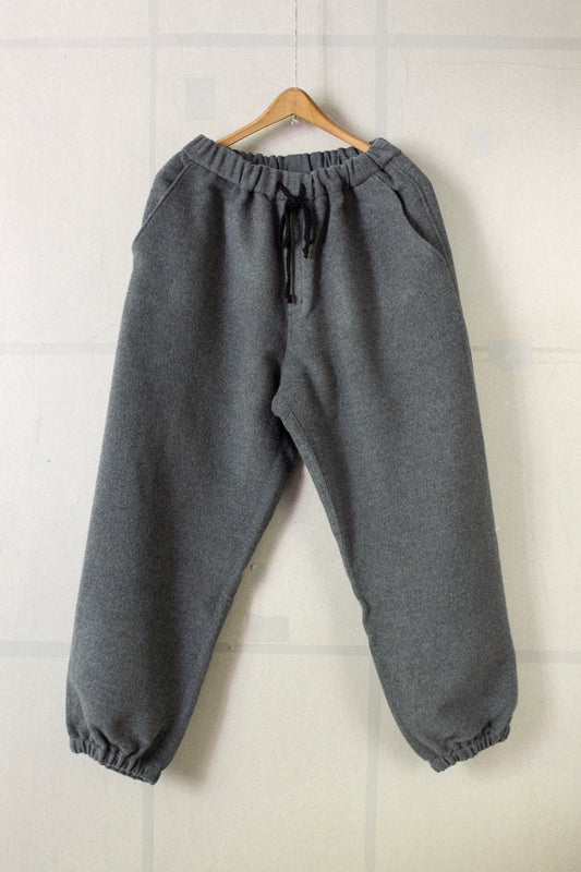 JOGGING pants in brushed ash wool silk camel