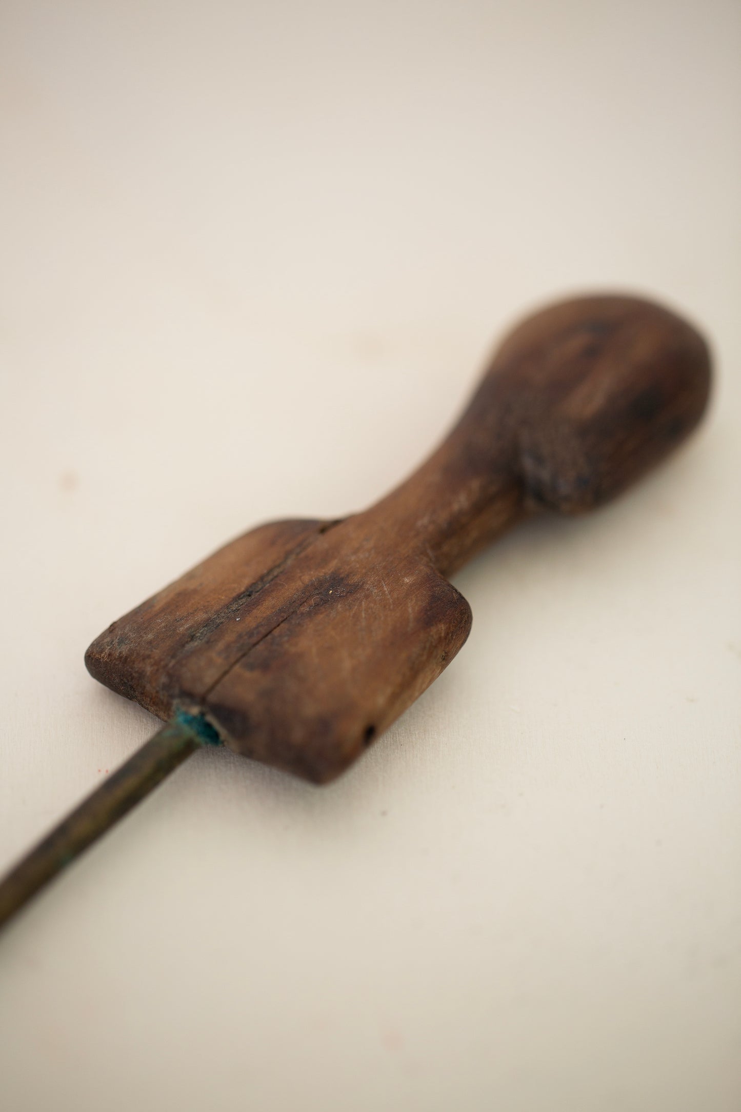 African hairpin