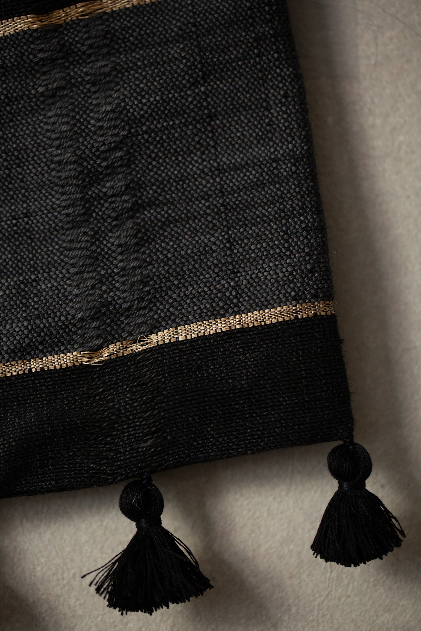 Golden Dragon XVI - a small bag