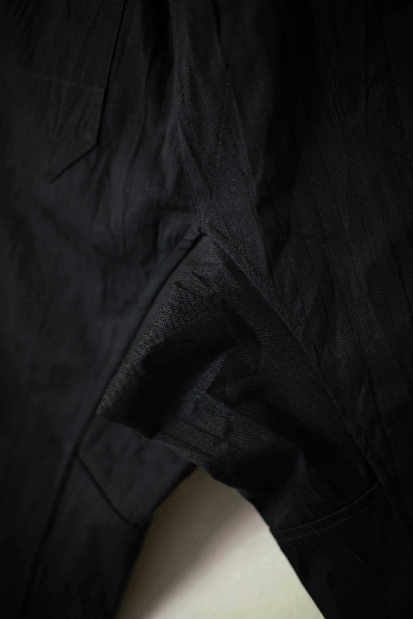 TROUSERS#88 - WRINKLE COTTON BLACK STRIPED