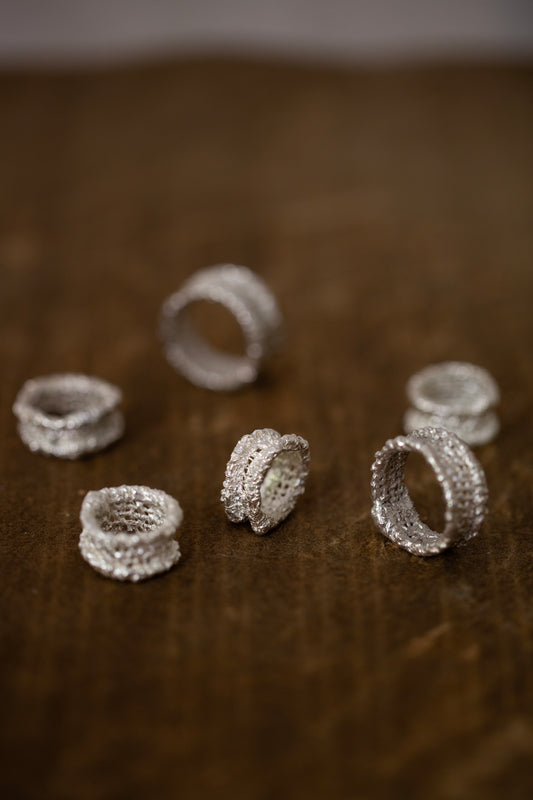 'Un-fabric' ring