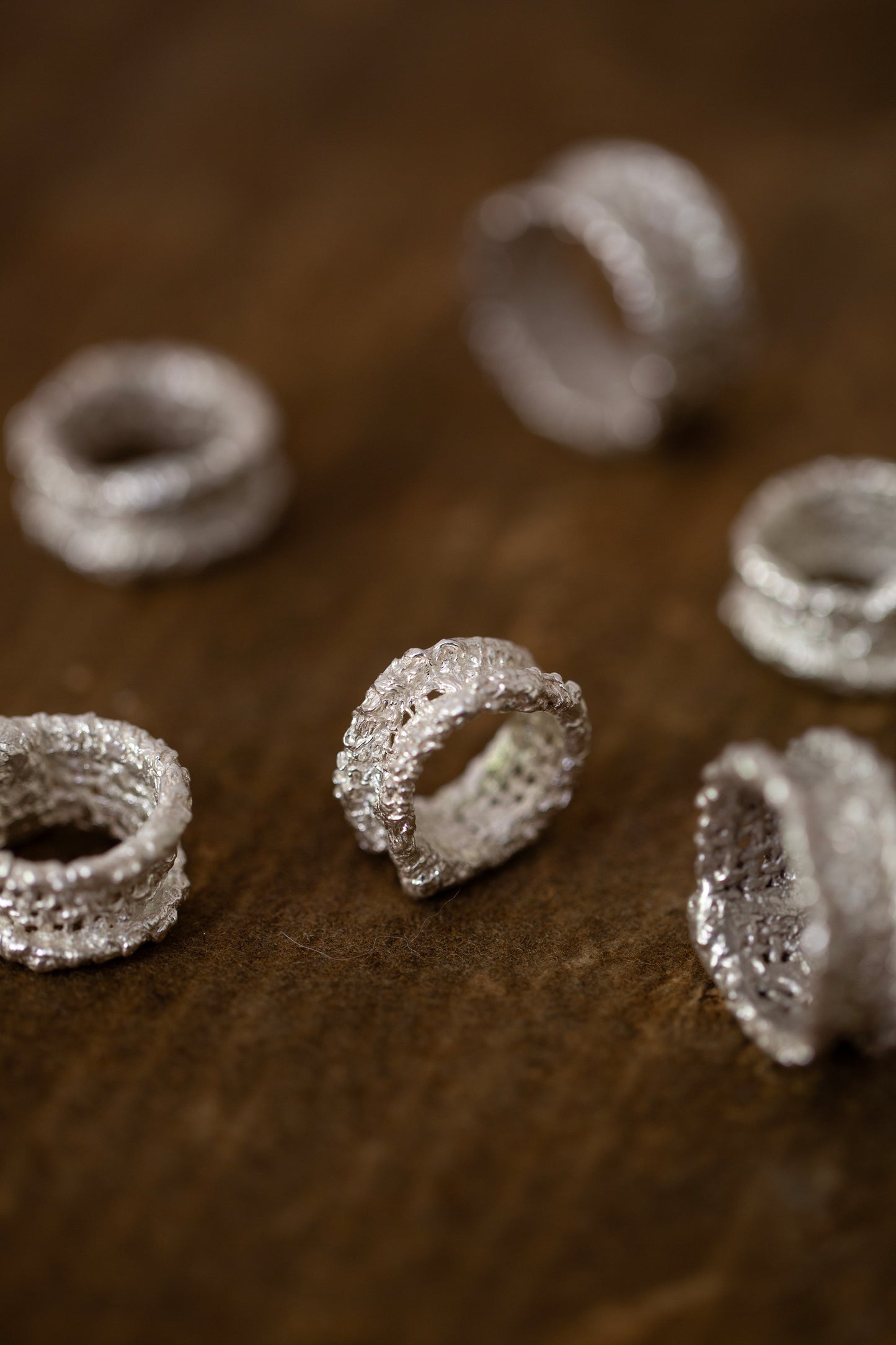 'Un-fabric' ring