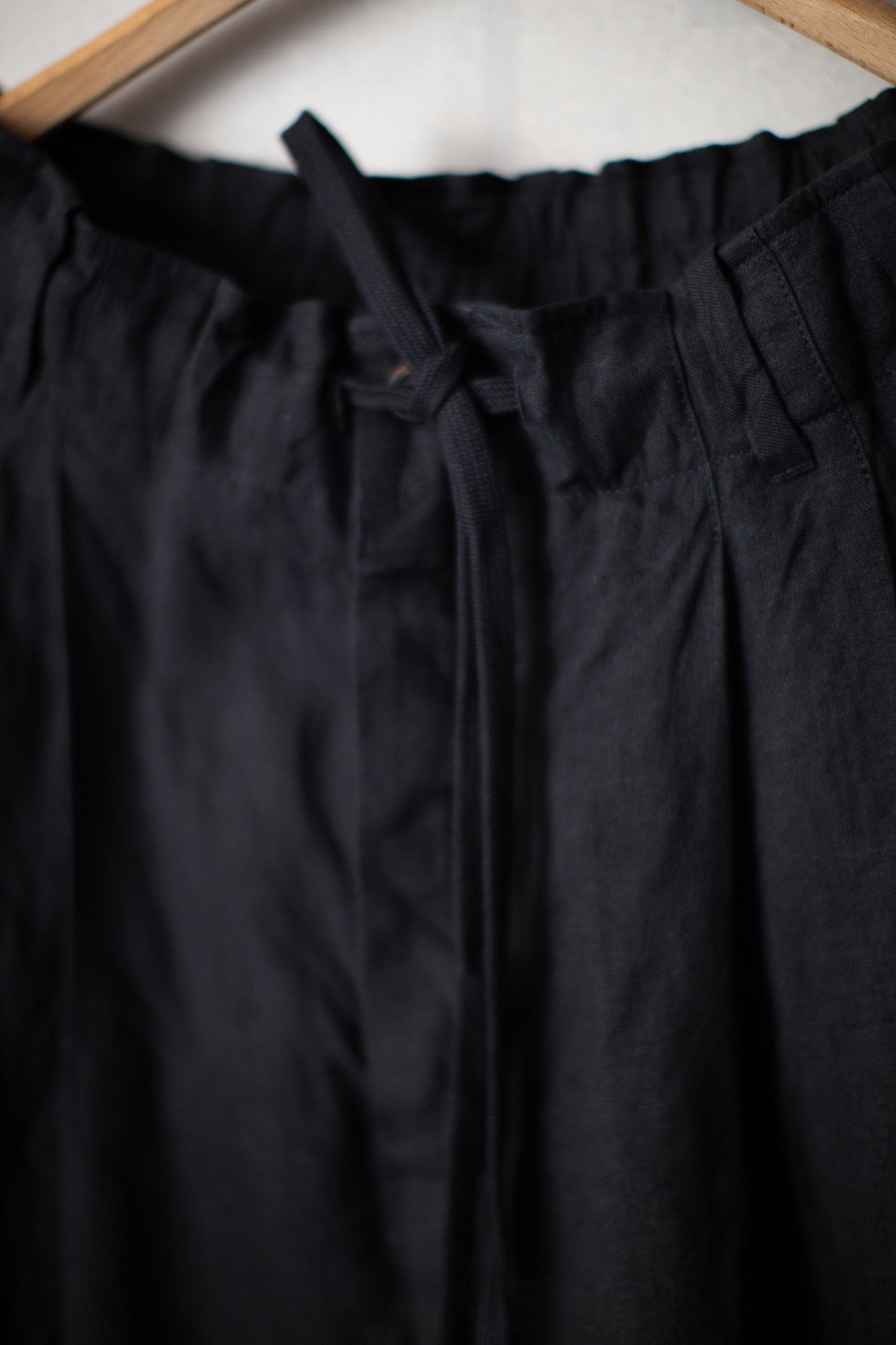 Black Two-Tucked Sarouel Pants