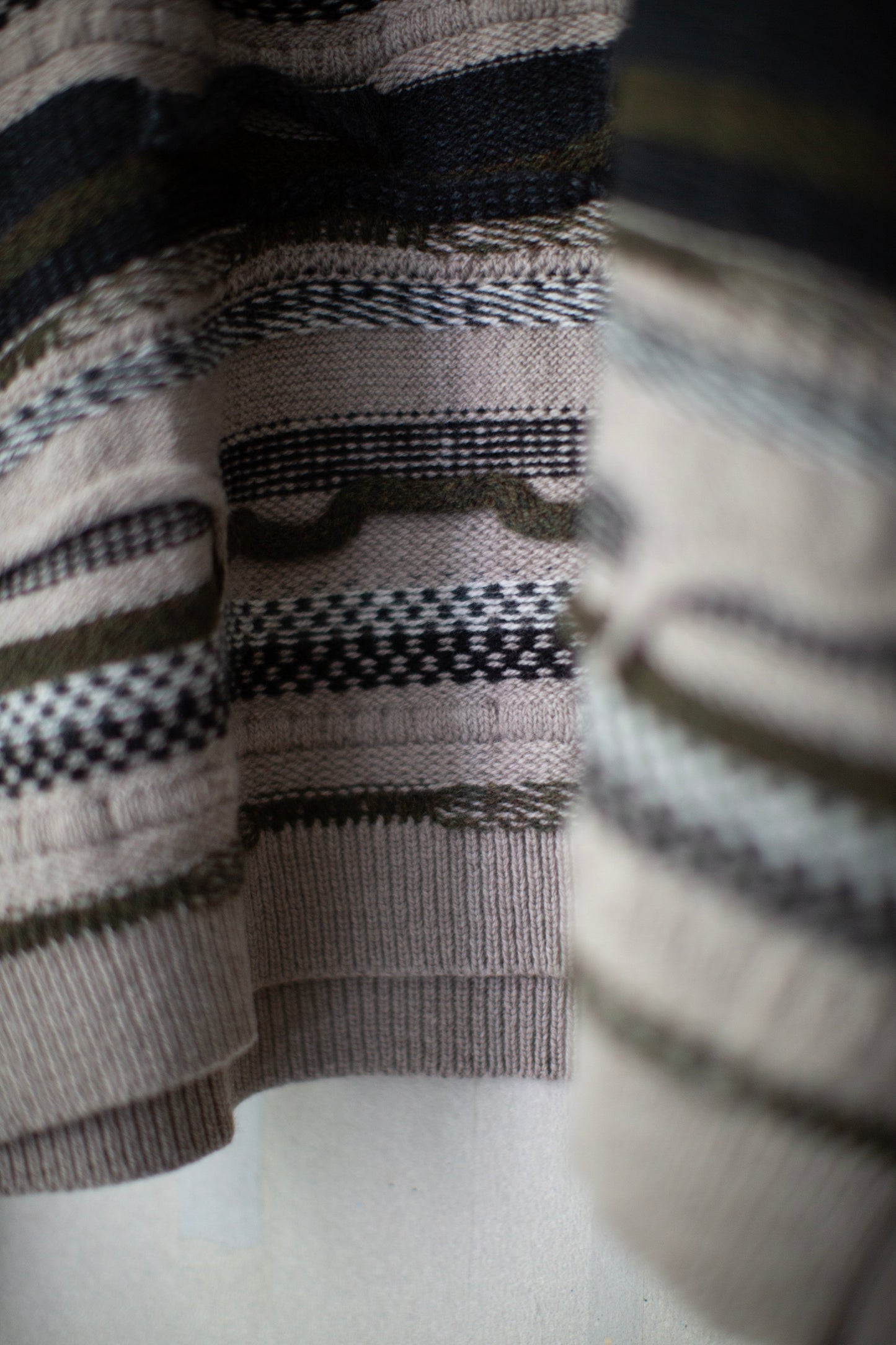 KNIT#80 - LIGHT VARIATION SUPER FINE WOOL