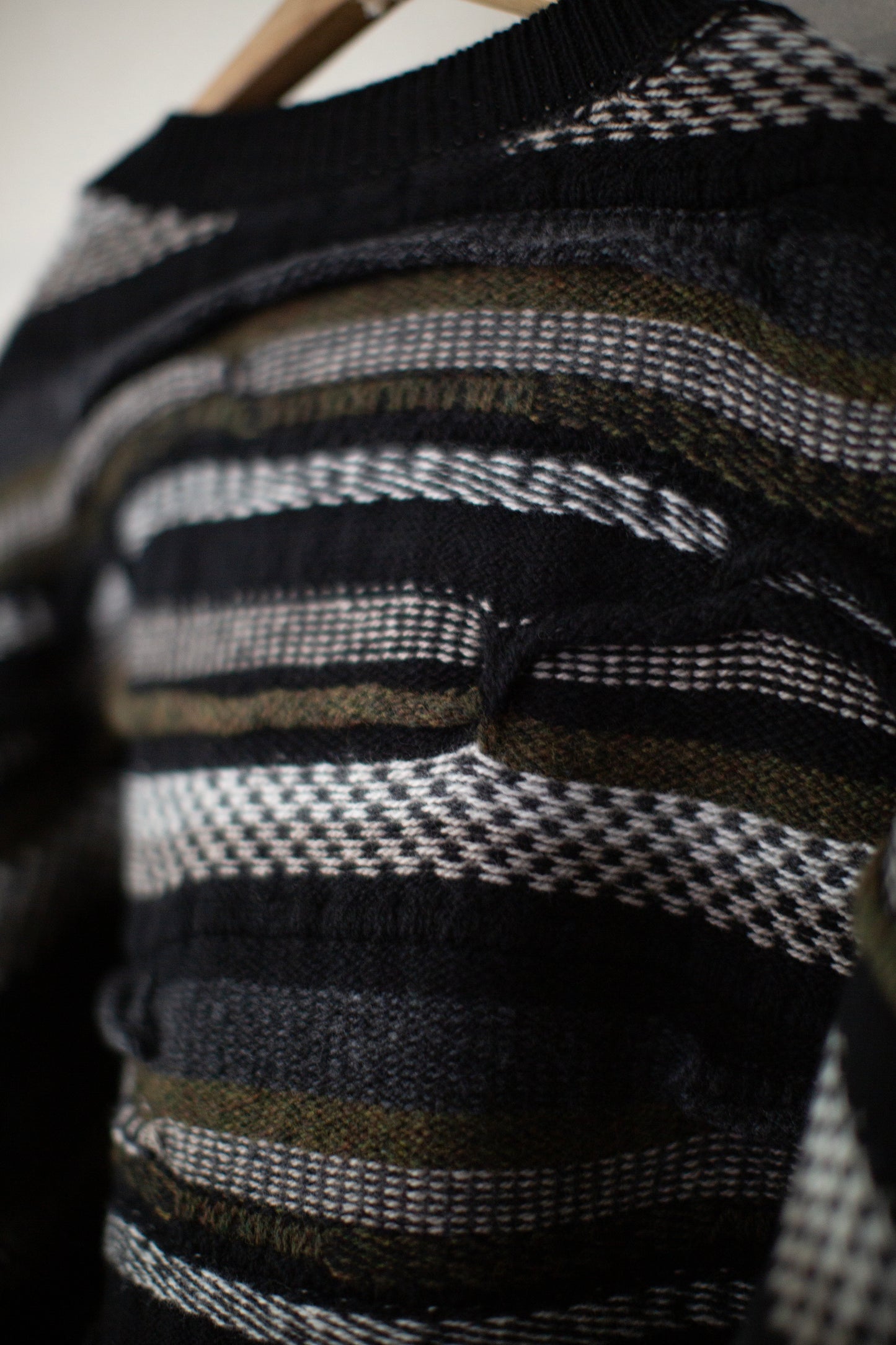 KNIT#80 - DARK VARIATION SUPER FINE WOOL