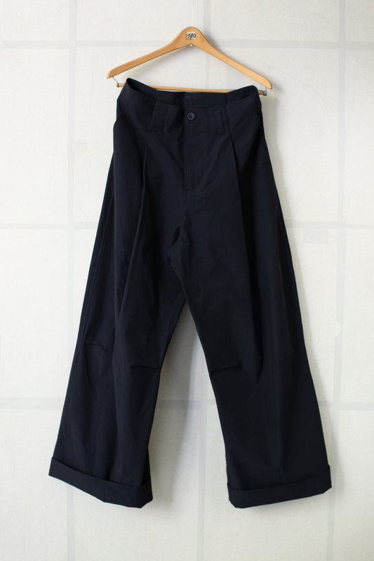 THE POTTER TROUSER IN STRUCTURED COTTON INK