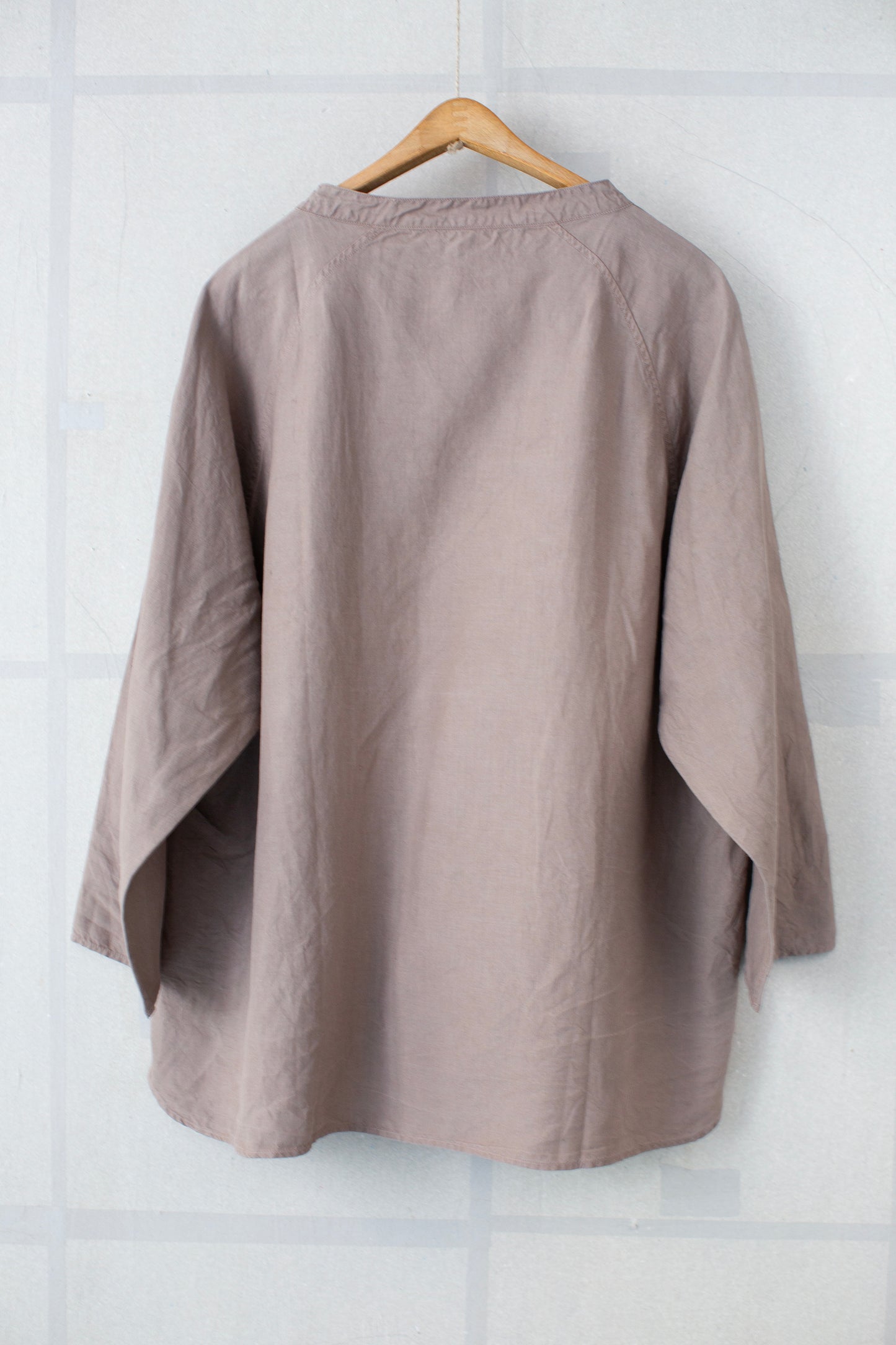 longsleeve pullover in dark horse chestnut high density hemp