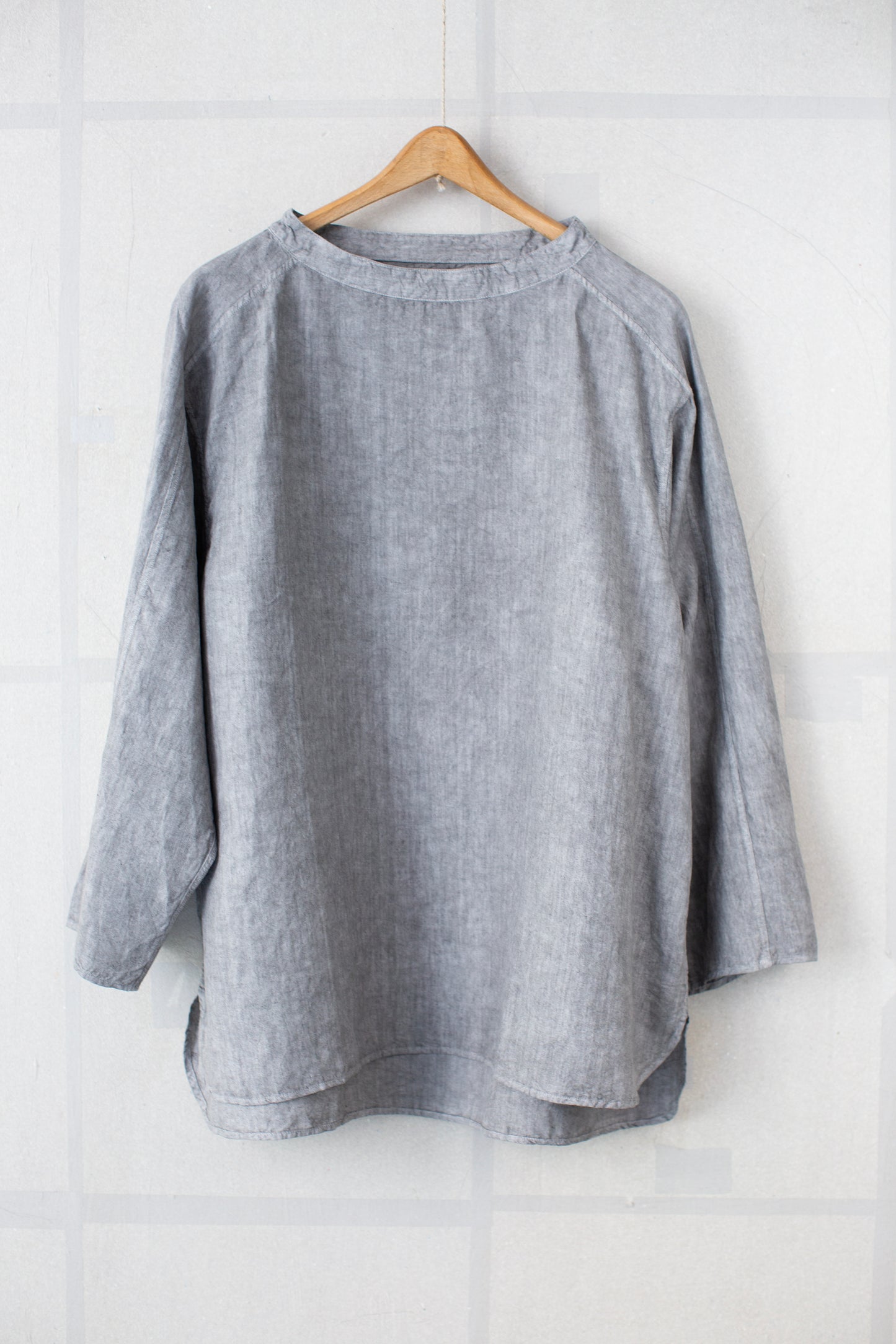 longsleeve pullover in pine soot high density hemp