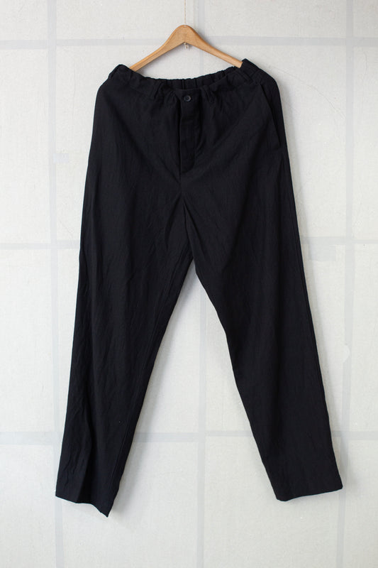 Black slim pullon pants