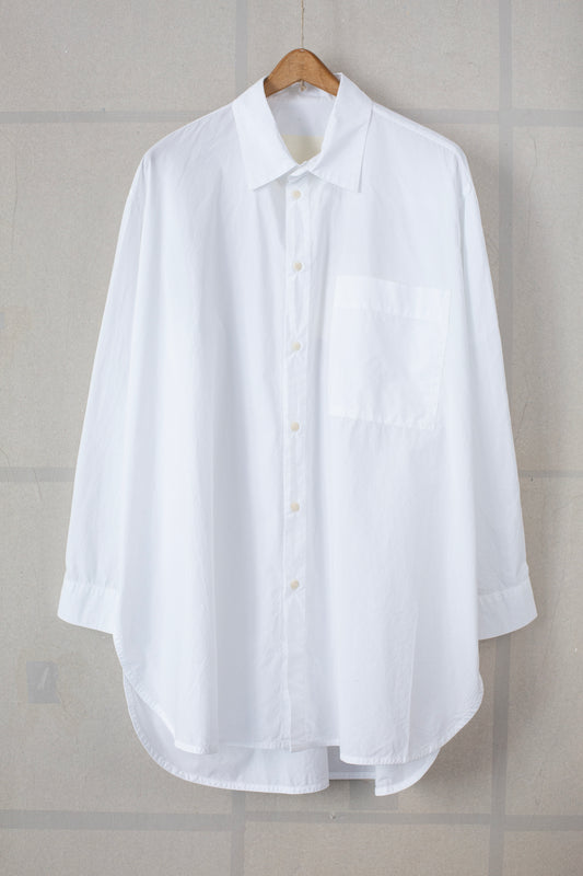 THE PAINTER SHIRT IN CHALK POPLIN