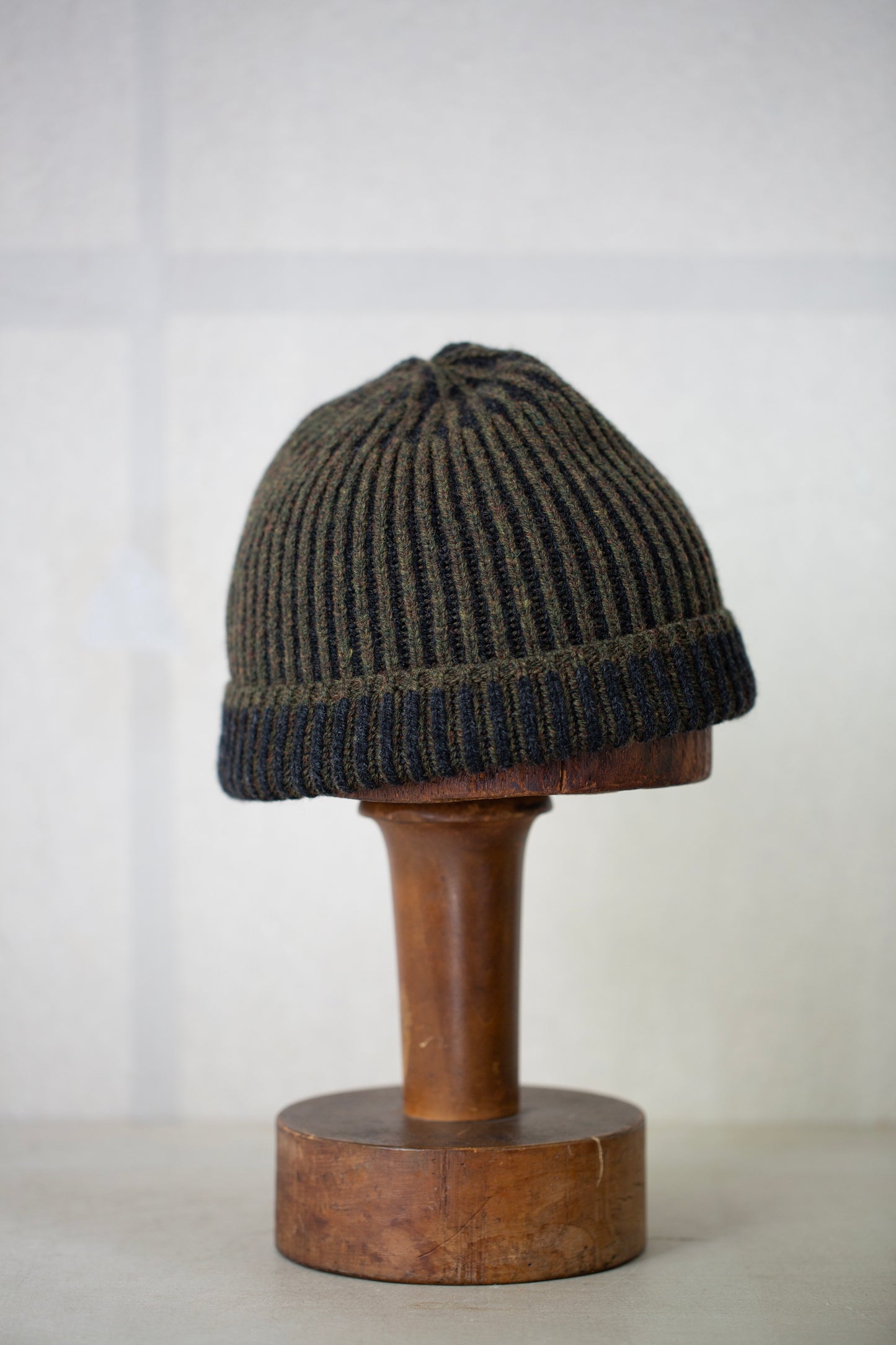 BEANIE#12 - FOREST / ANTHRACITE SUPERFINE WOOL