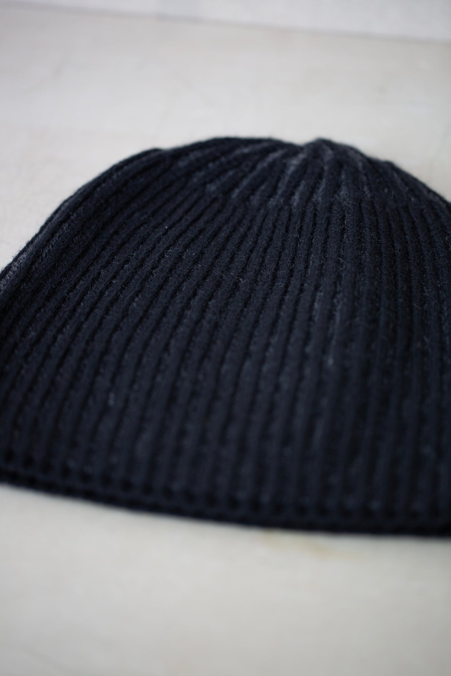 BEANIE#12 - BLACK / GREY SUPERFINE WOOL