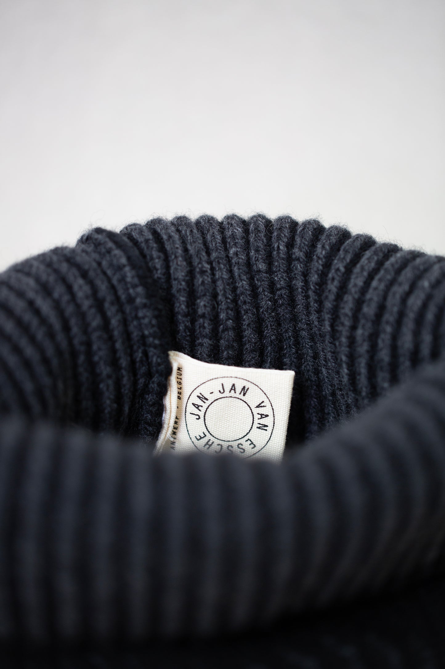 BEANIE#12 - BLACK / GREY SUPERFINE WOOL