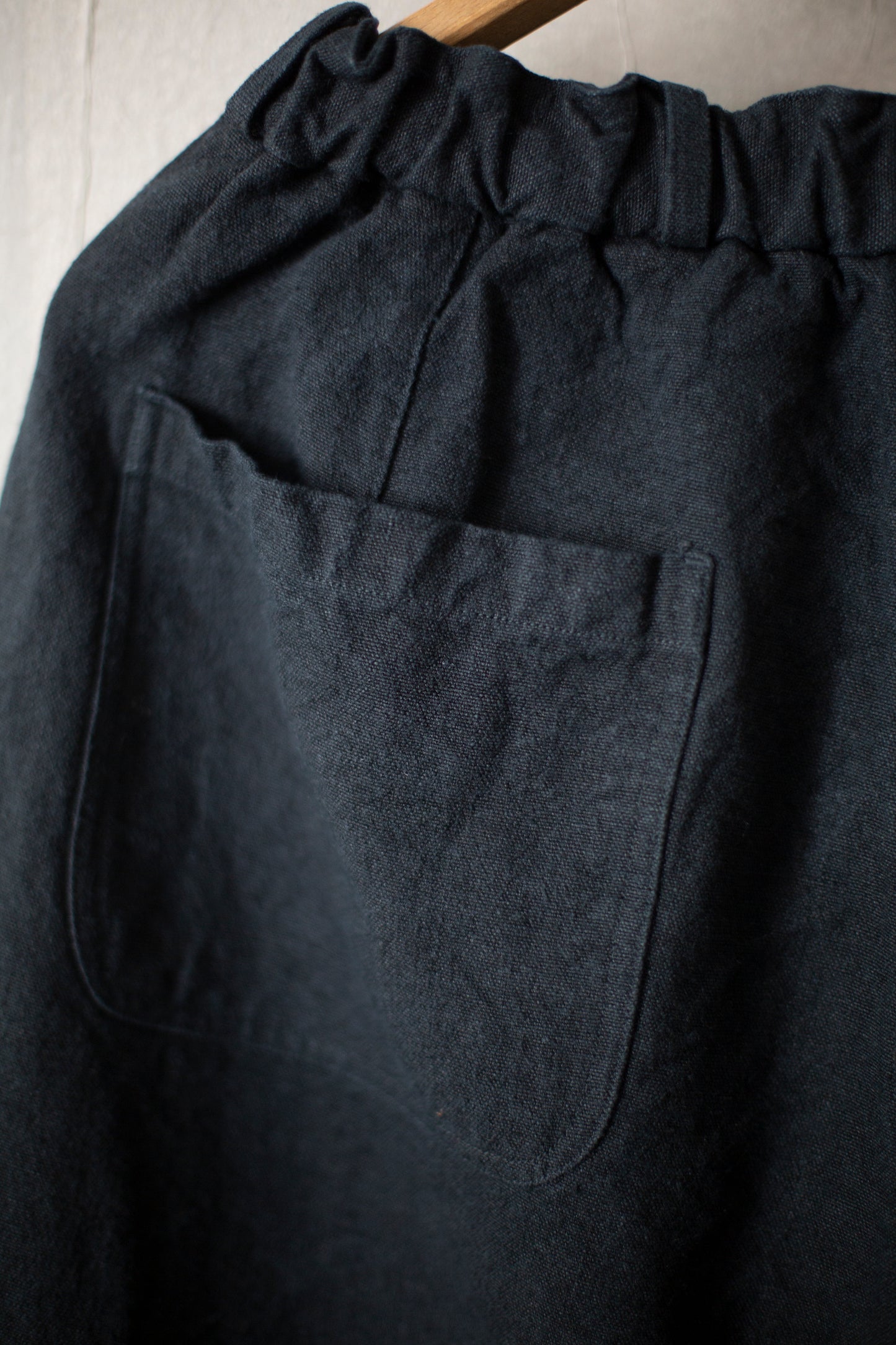 long Trousers In Charcoal Navy Brushed Linen/ramie