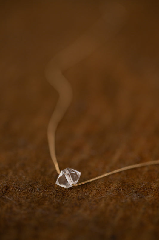 Crystal pendant necklace
