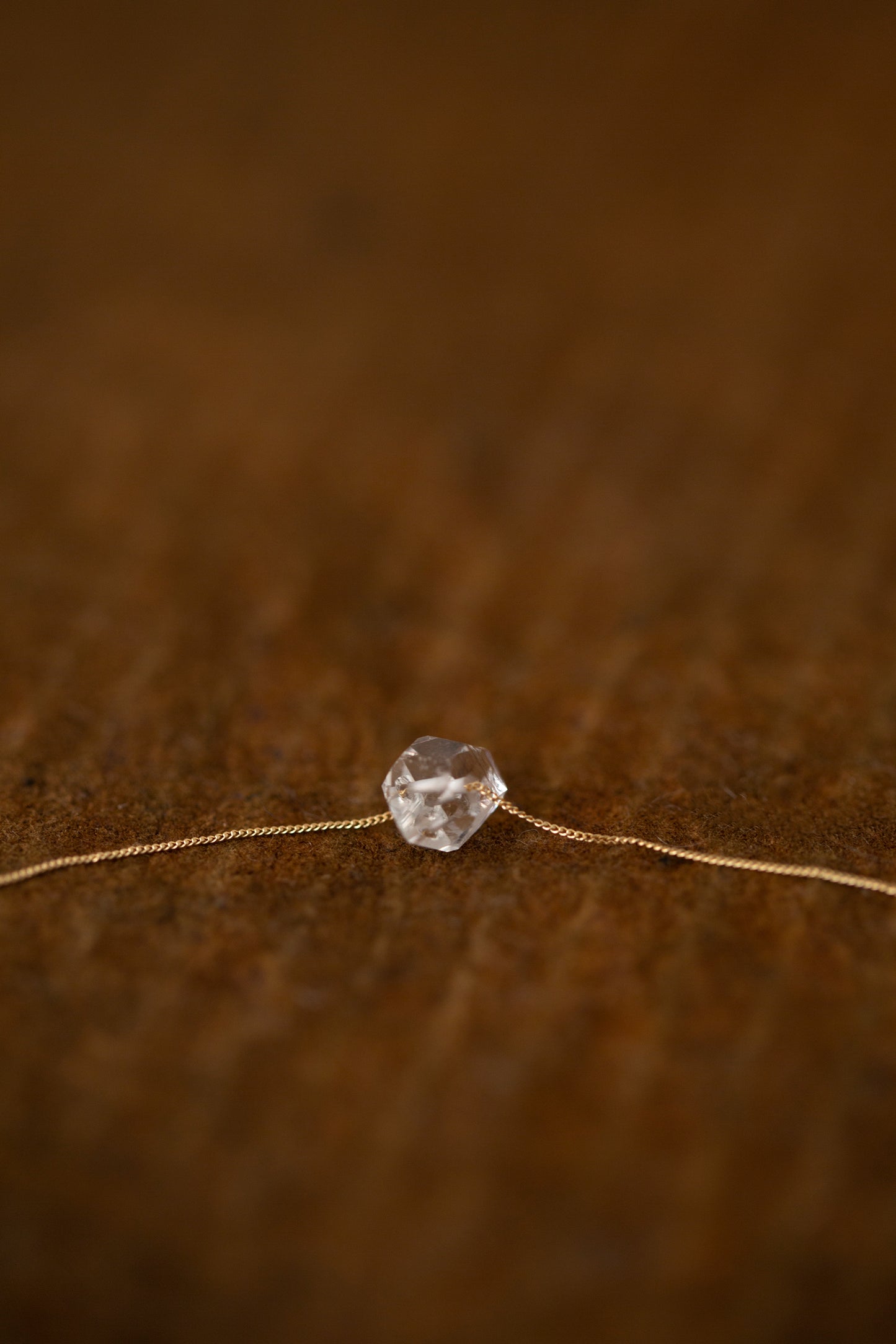 Crystal pendant necklace