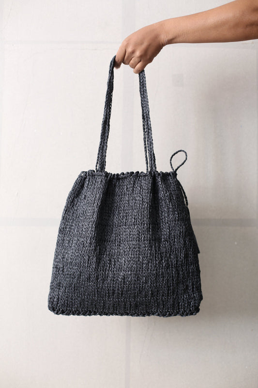 Jomon Knitted Bag In Navy Washi Fiber