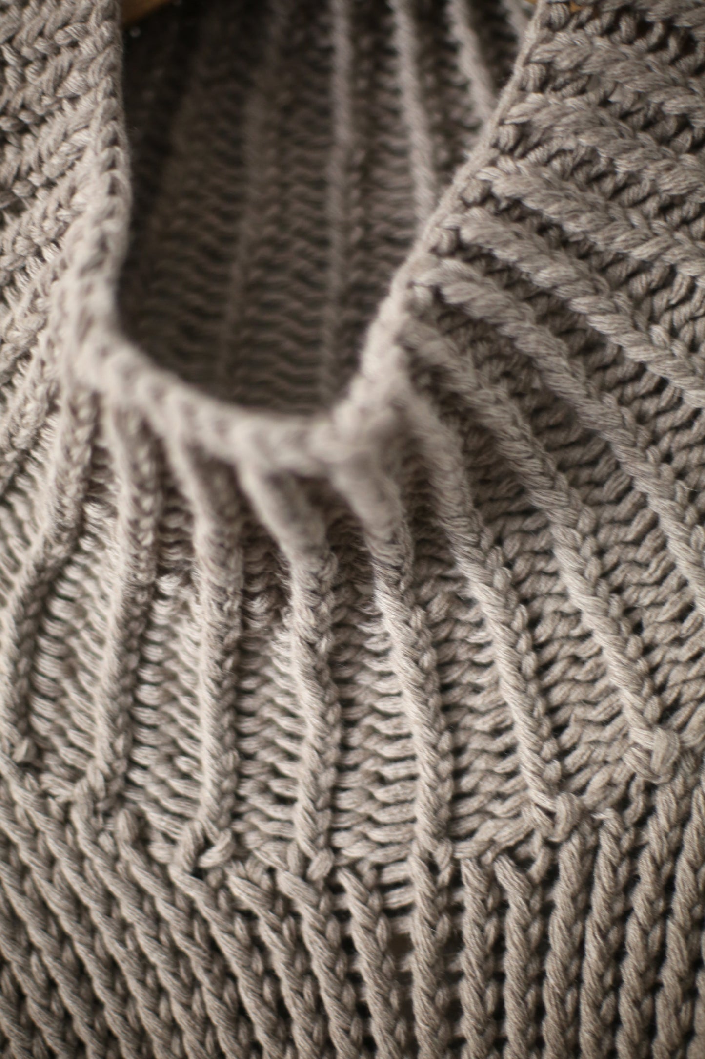Knit#40 - Natural Grey Yak Wool